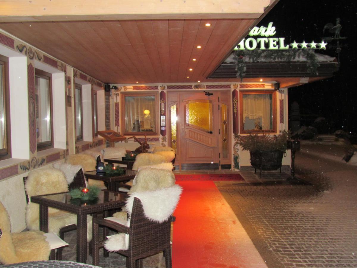 Park Hotel Arnica 法尔西德 外观 照片