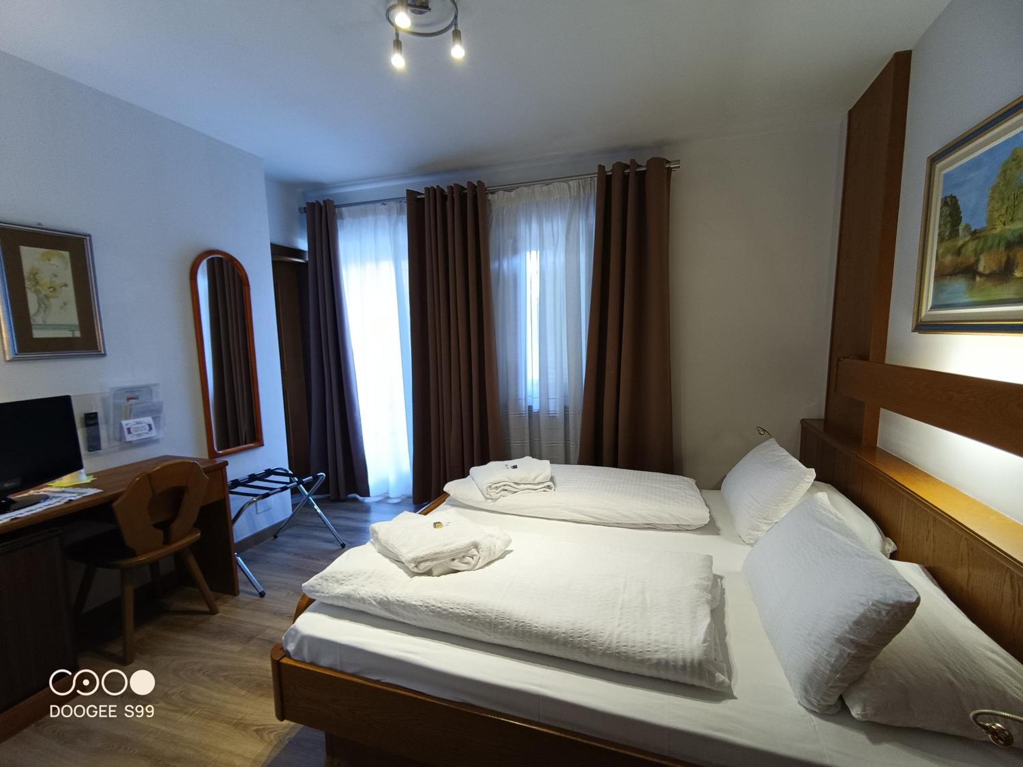 Park Hotel Arnica 法尔西德 外观 照片