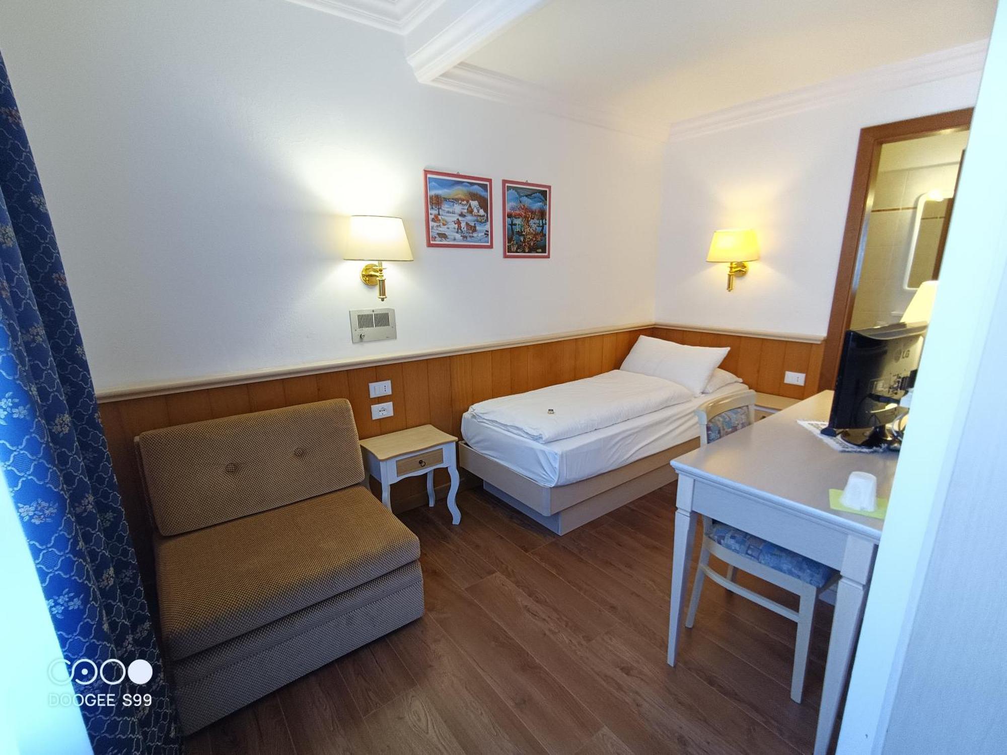 Park Hotel Arnica 法尔西德 外观 照片