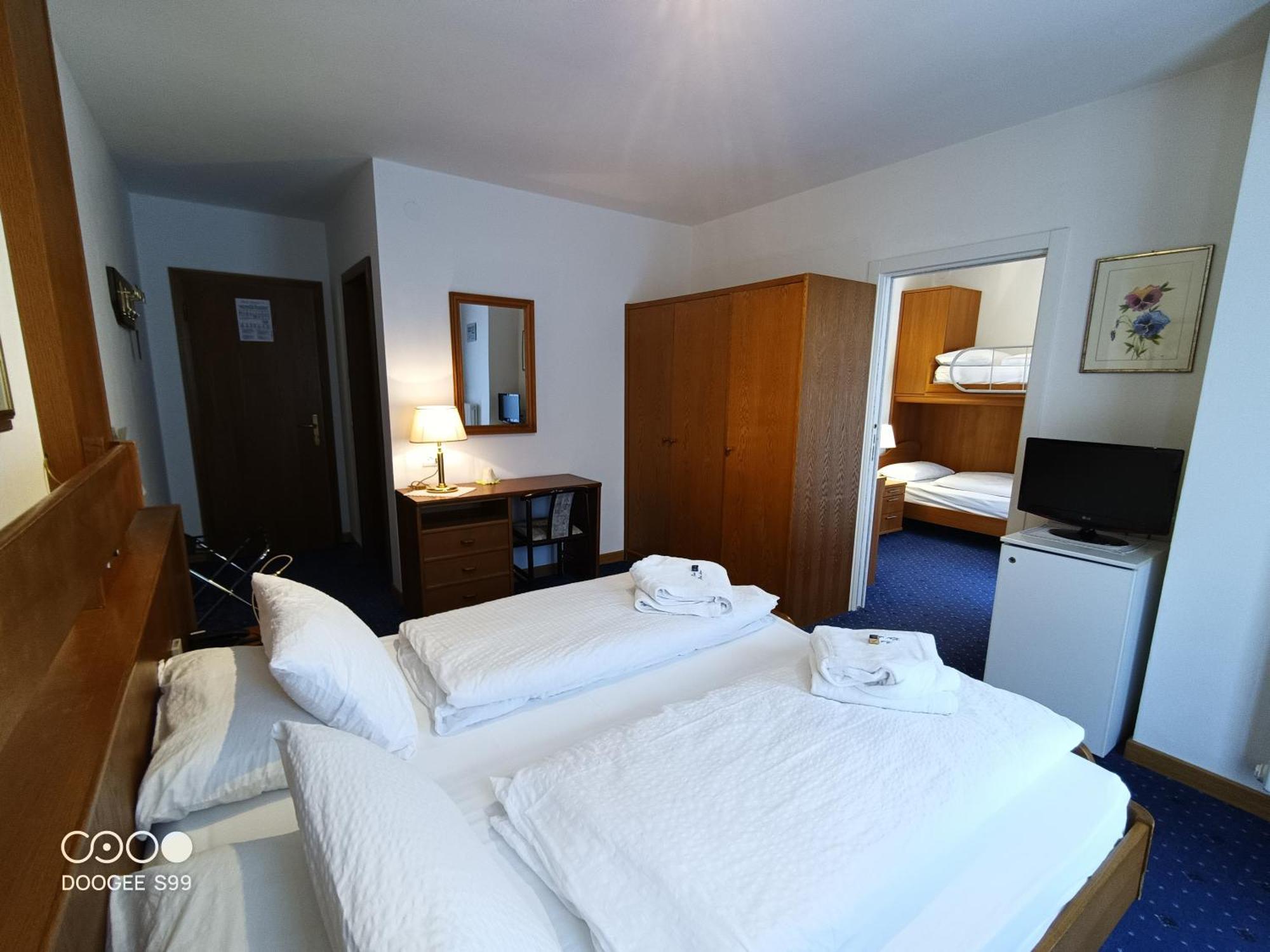 Park Hotel Arnica 法尔西德 外观 照片